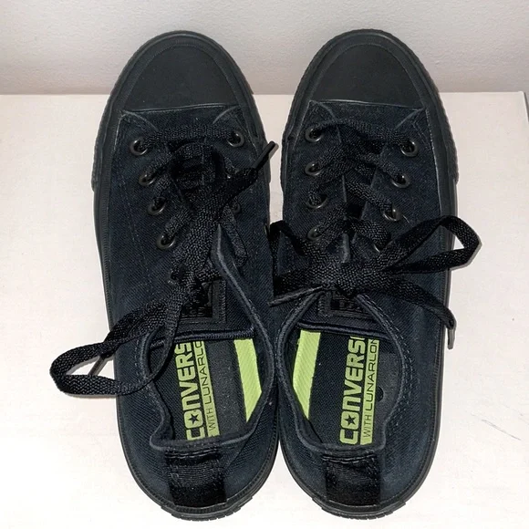 Black Converse - Picture 2 of 6